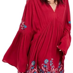 Te Amo Minidress FREE PEOPLE - RED- NEW